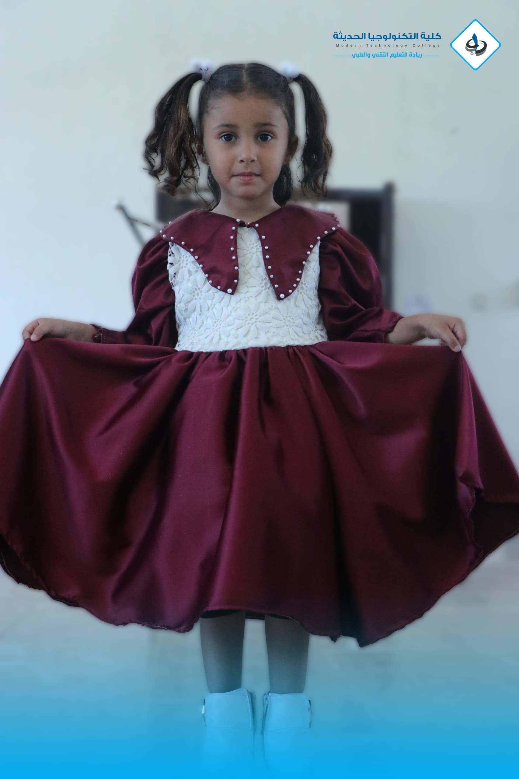 طالبات كلية التكنولوجيا يبدعن في مشاريع خياطة متقدمة